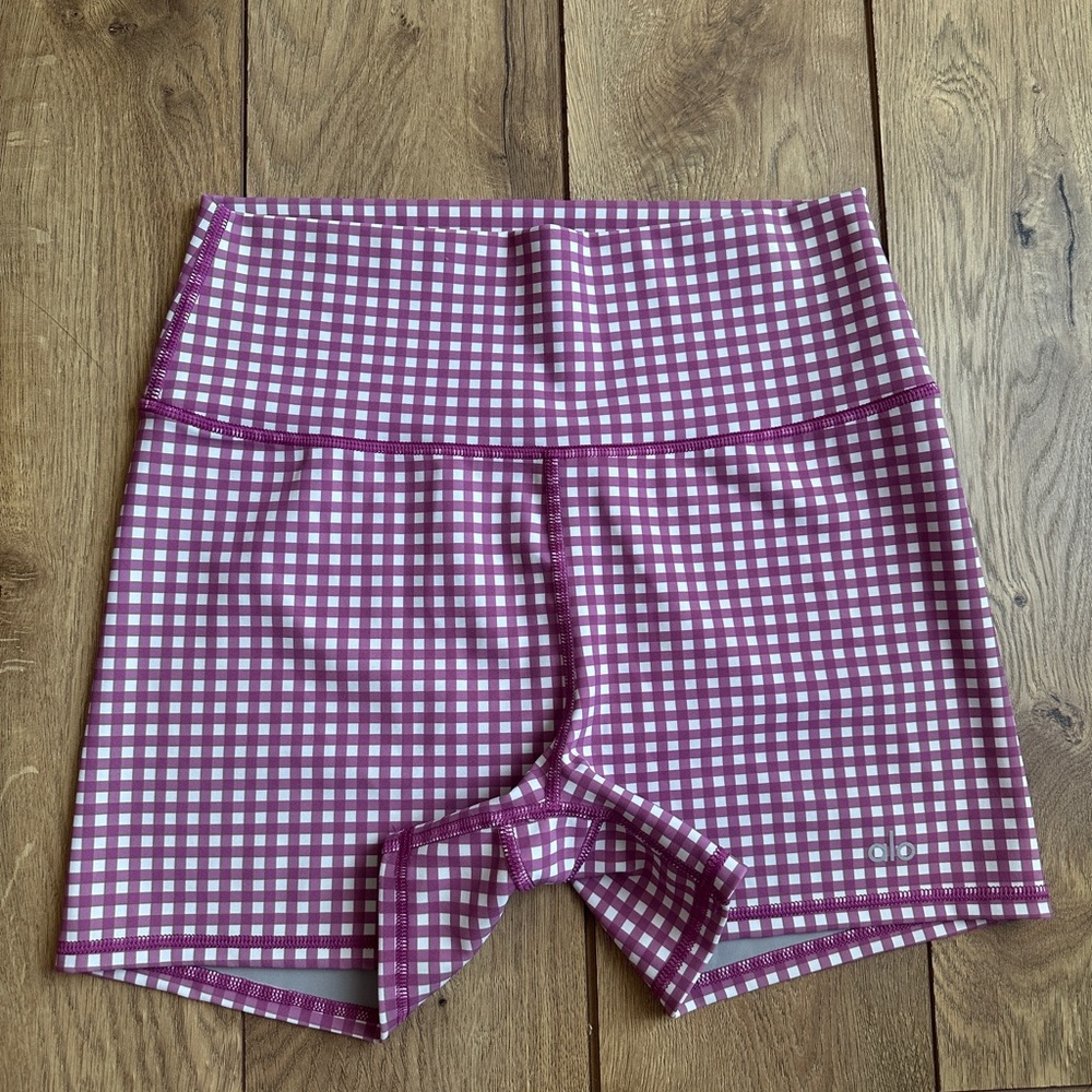 Alo Yoga Airlift Gingham Shorts